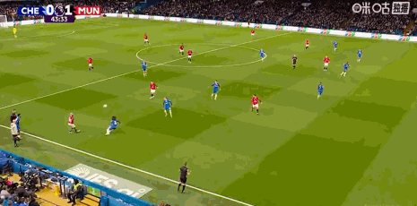 第43分钟，B费助攻，库尼亚破门，曼联1-0