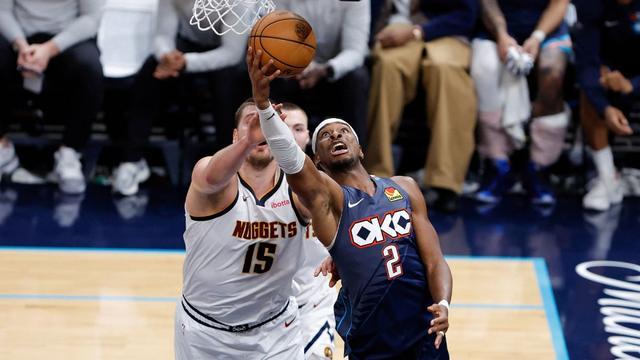 NBA公布MVP三大最终候选！文班强势入围，评论区球迷炸锅